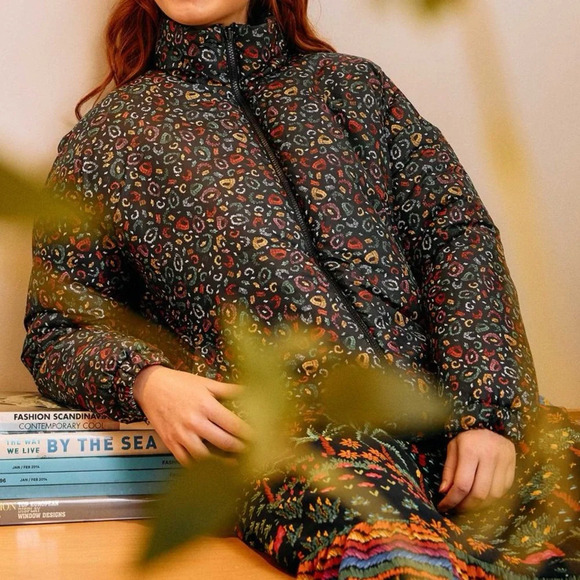 FARM RIO Borogodo Metallic Reversible Puffer Jacket Size Medium NWT - Picture 2 of 14